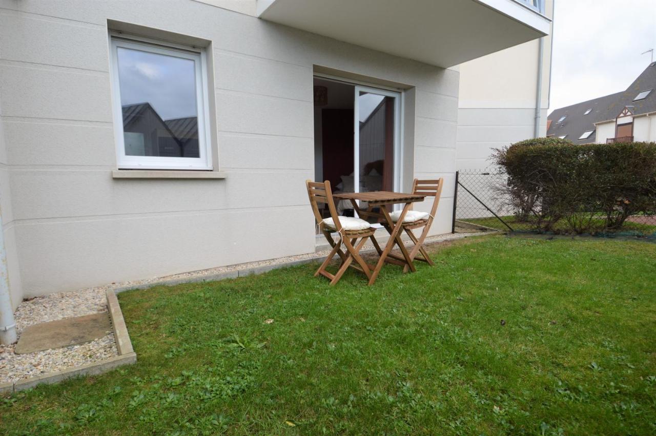 Jardin - A 50M De La Plage - Wifi - Parking Courseulles-sur-Mer Exterior photo